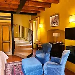 San Verolo Boutique كوسترمانو