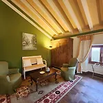 San Verolo Boutique بيت ضيافة 4*