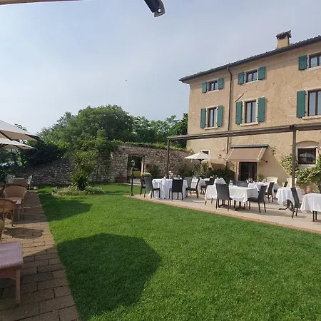 San Verolo Boutique 4* كوسترمانو
